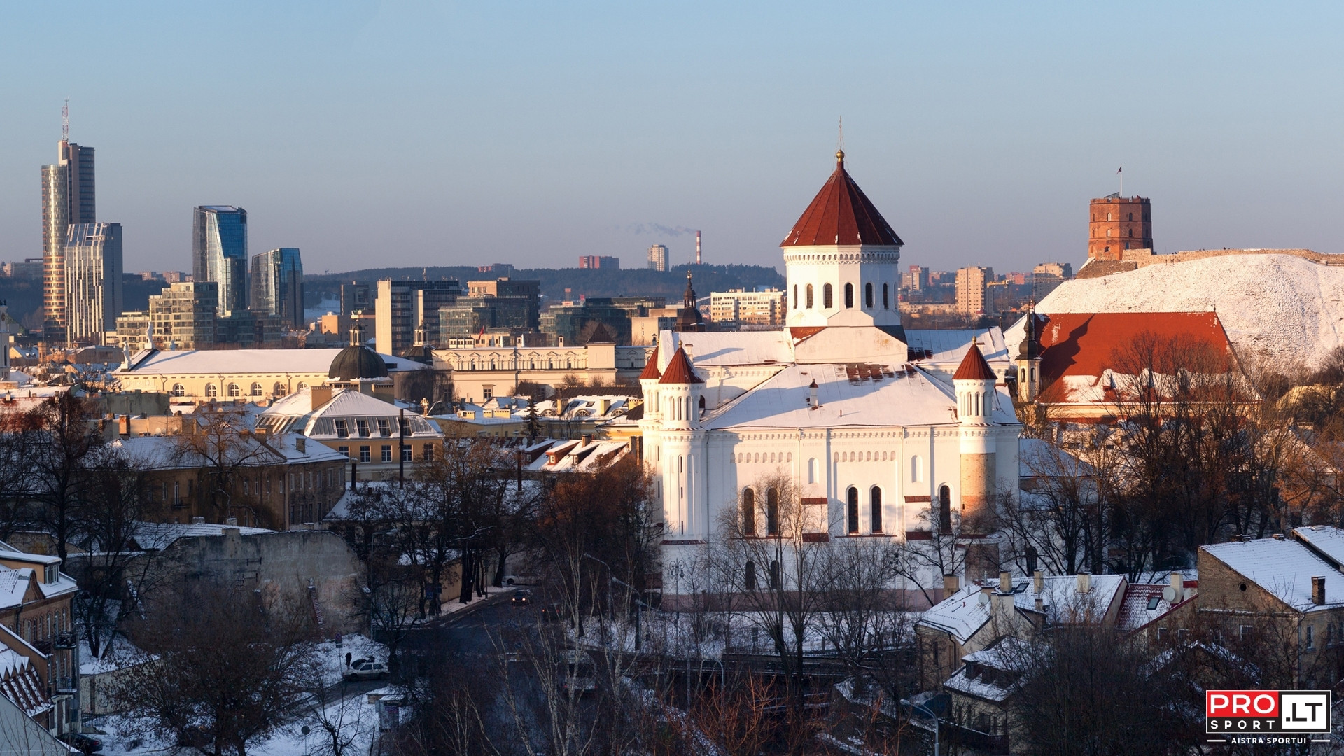 Apsnigto Vilniaus panorama kurioje miestas matosi kaip ant delno
